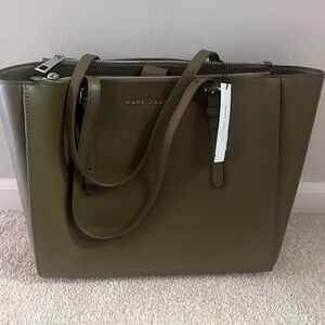 Marc Jacobs NWT Green Leather Purse